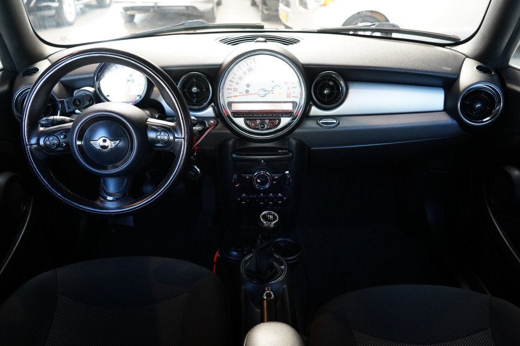 Mini Mini 1.6 One MINIMALIST Business Line | AIRCO | CRUISE, Auto's, Mini, Voorwielaandrijving, Euro 5, Stof, Origineel Nederlands