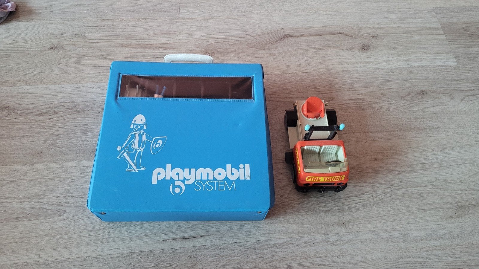 playmobil koffer inclusief playmobil, Kinderen en Baby's, Speelgoed | Playmobil, Ophalen of Verzenden, Zo goed als nieuw