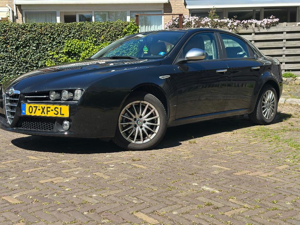 Alfa Romeo 159 1.8 MPI 103KW 2007 Zwart, Auto's, Alfa Romeo, Beige, 1796 cc, Zwart, 75 €/maand