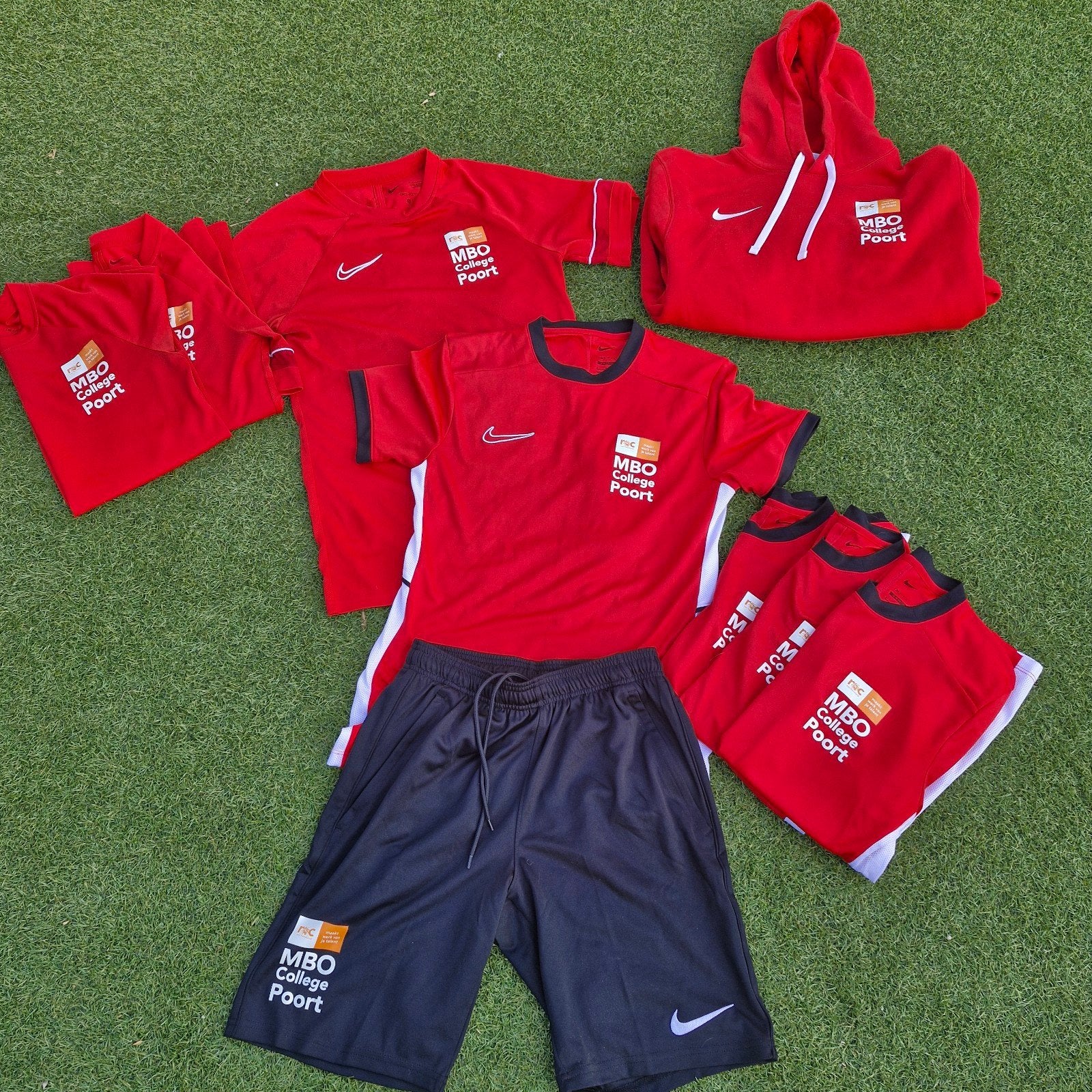 Nike MBO College Poort Sportkleding Maat S, Ophalen of Verzenden, Zo goed als nieuw, Meerkleurig