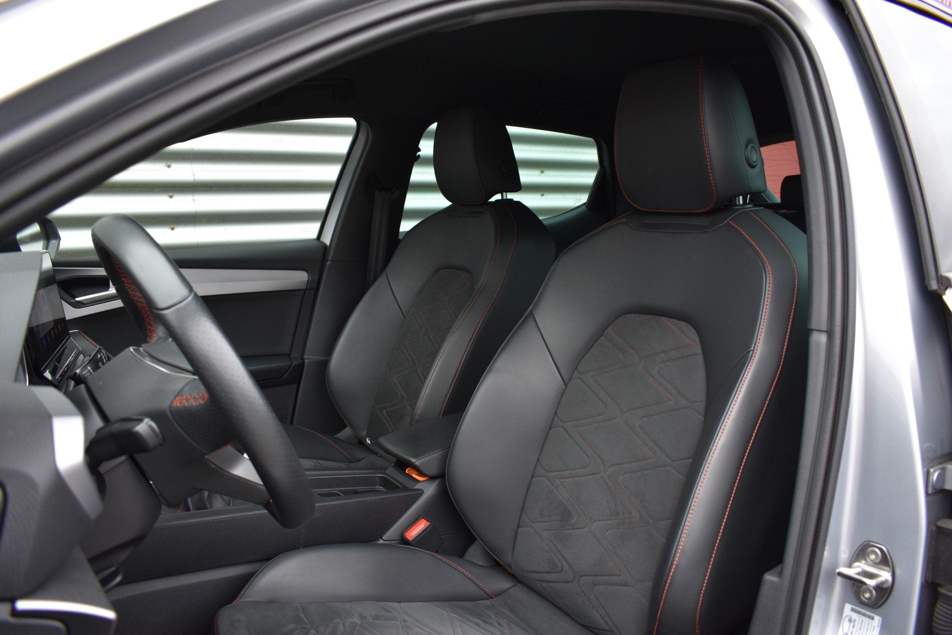 SEAT Leon 1.5 TSI FR Business Intense Full-LED | Carplay | C, Voorwielaandrijving, 4 cilinders, Leon, Origineel Nederlands