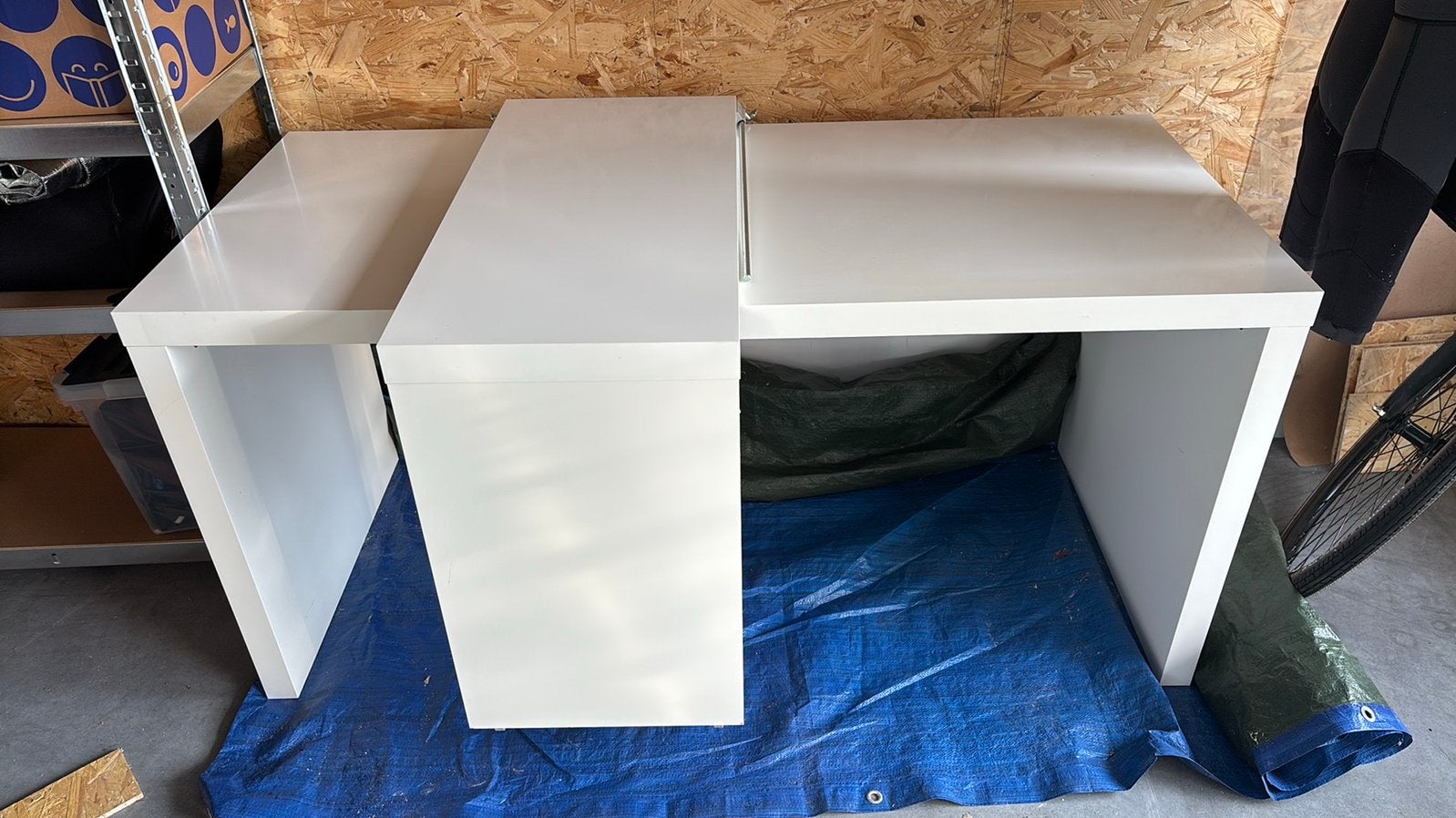 Ikea bureau Malm, Huis en Inrichting, Ophalen, Gebruikt, 65 cm, Kabelgoot