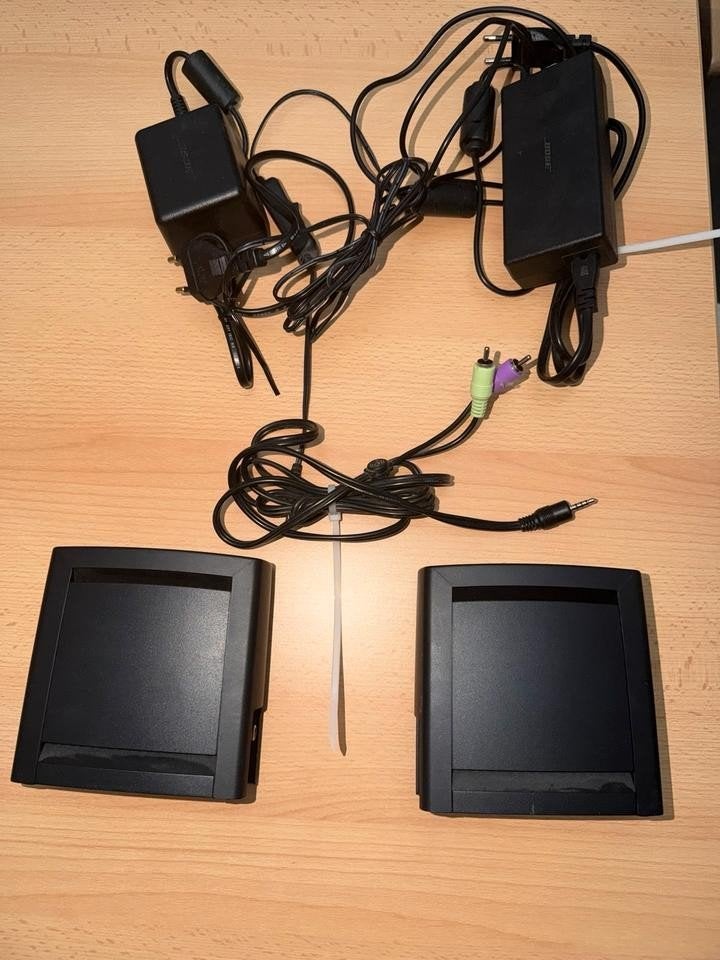 Bose SL-2 Draadloze ontvangers voor surroundspeakers, Inclusief oplader, Overige typen, Ophalen of Verzenden, Zo goed als nieuw