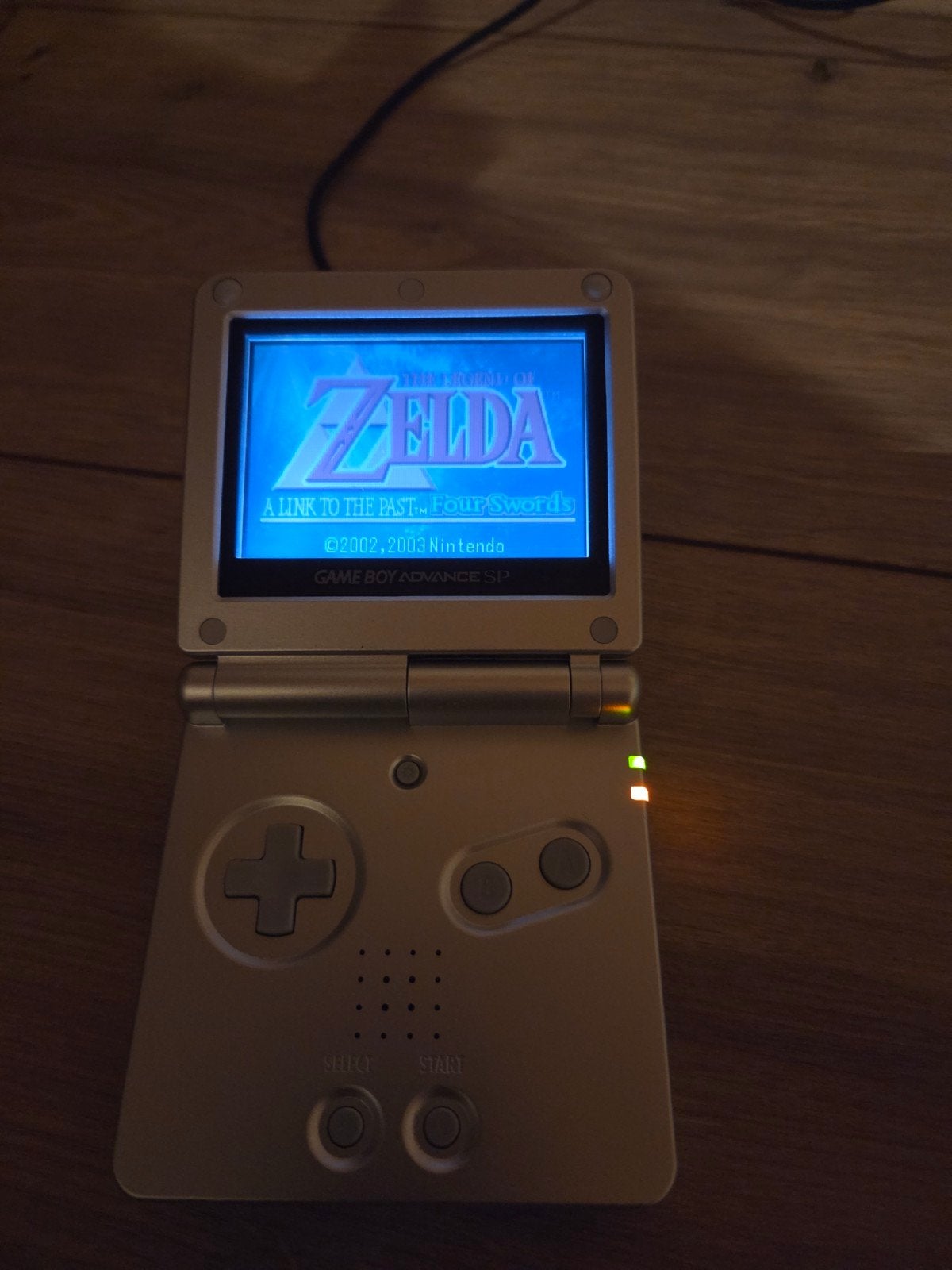 Gameboy advance SP + 3 Spellen, Ophalen of Verzenden, Zo goed als nieuw, Game Boy Advance SP, Met games
