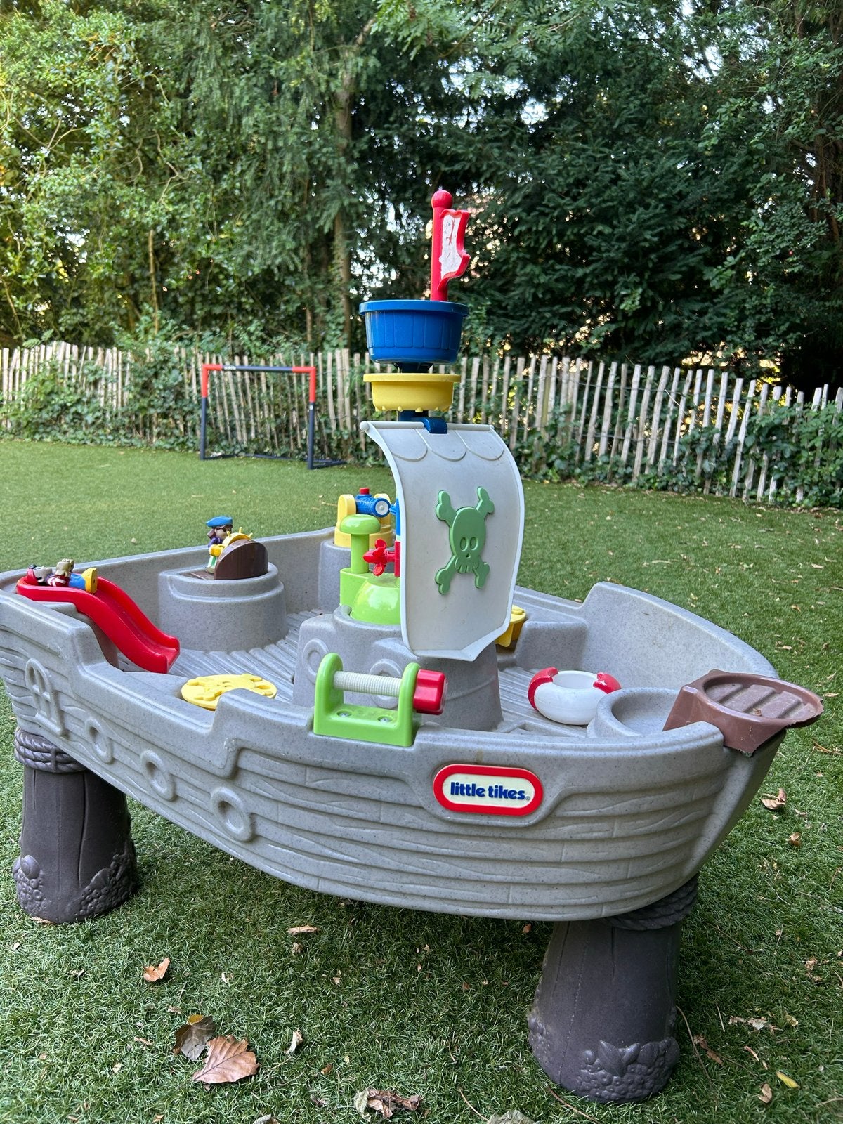 Little Tikes Piratenboot Watertafel, Kinderen en Baby's, Speelgoed | Buiten | Los speelgoed, Ophalen, Zo goed als nieuw