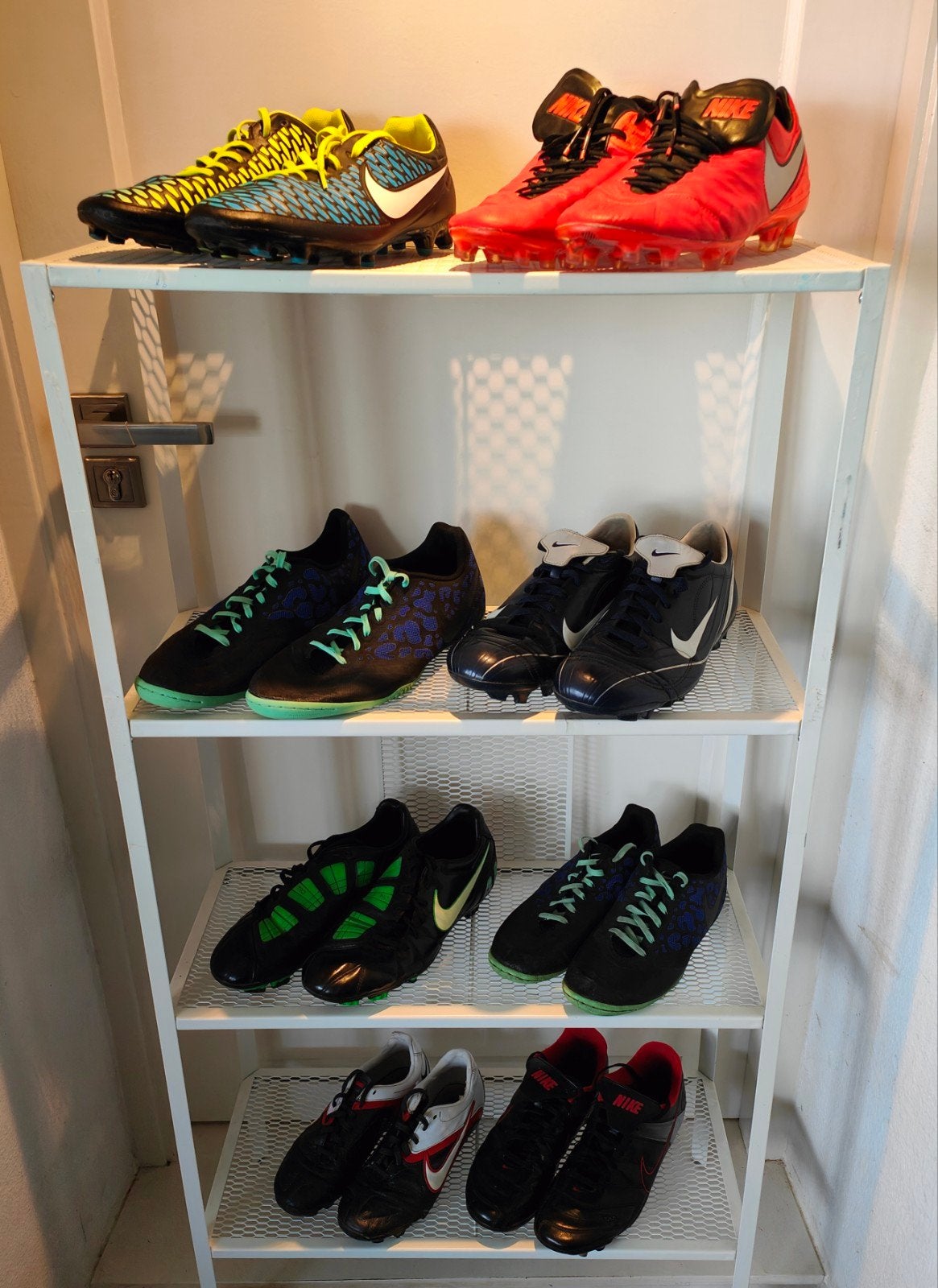Nike voetbal schoenen (meerdere maten), weinig gedragen, Sport en Fitness, Voetbal, Ophalen of Verzenden