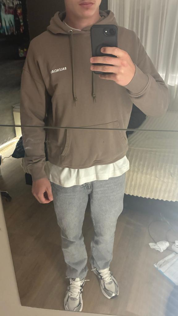 Balenciaga Hoodie - Bruin/Taupe met logo, Ophalen of Verzenden, Zo goed als nieuw