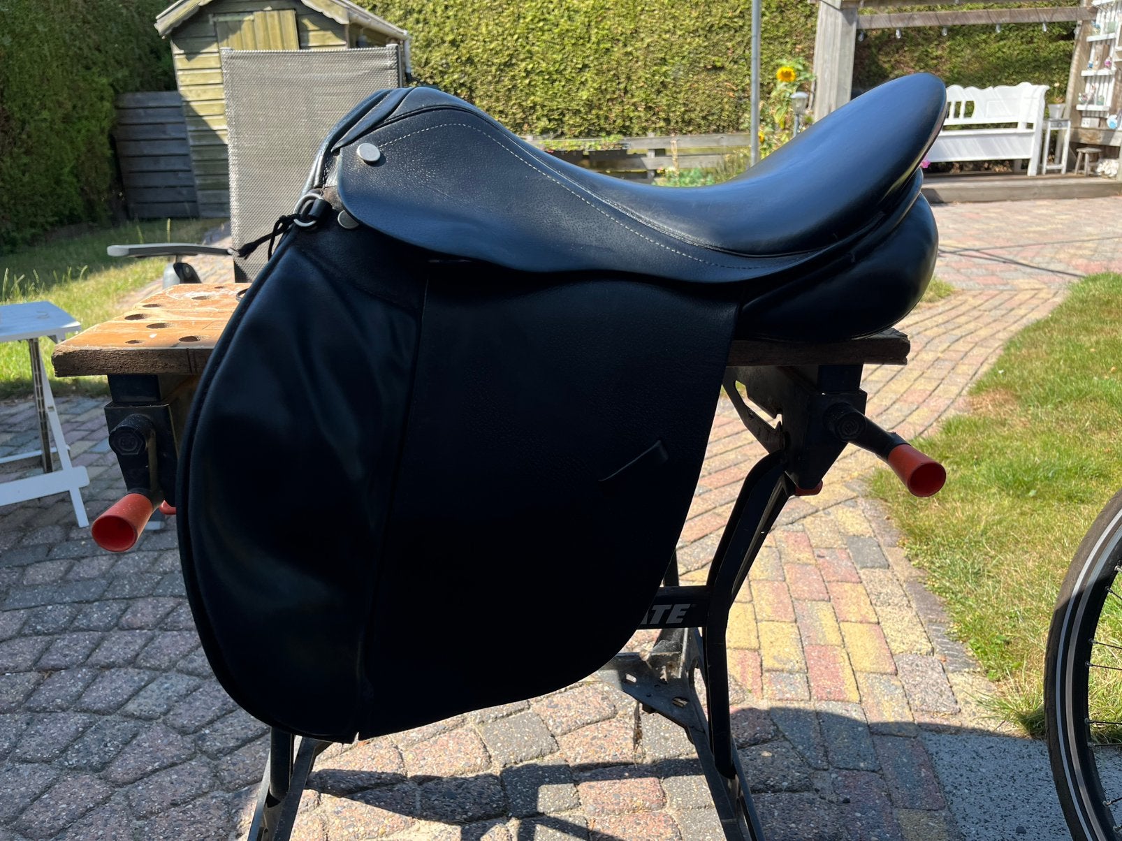 Gebruit zadel 17 inch, Dieren en Toebehoren, Ophalen, Gebruikt, Overige merken, M (17 inch)