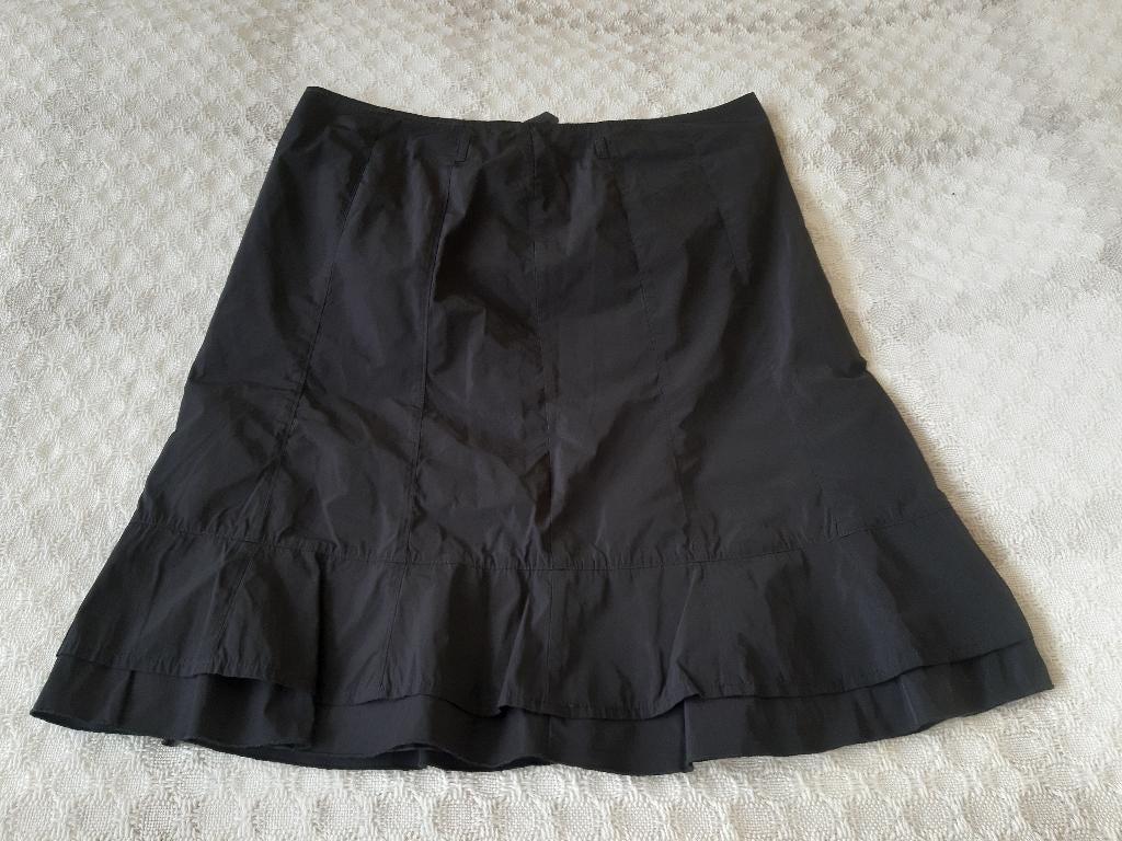 feestelijke zwarte glans rok maat 48, Kleding | Dames, Rokken, Ophalen, Zwart, Maat 46/48 (XL) of groter, Zo goed als nieuw