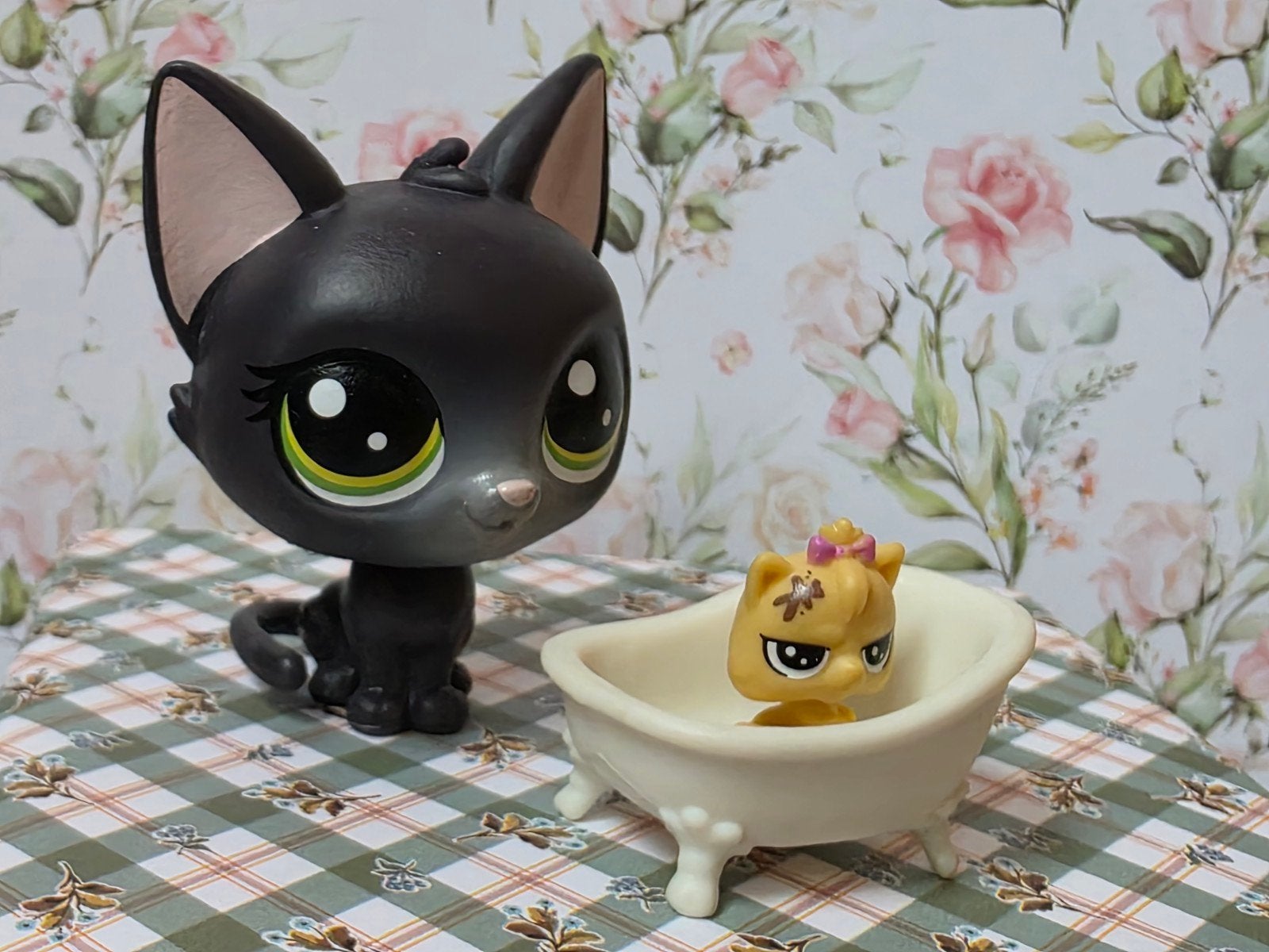 Jade catkin kat poes # 3 - 136 littlest Pet shop  Hasbro, Verzamelen, Beelden en Beeldjes, Ophalen of Verzenden, Gebruikt, Dier