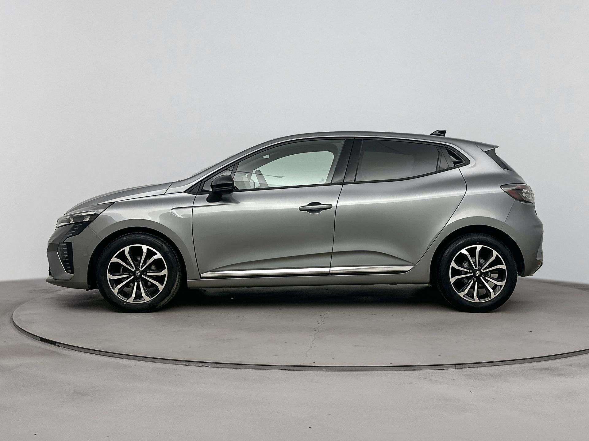Renault Clio 1.0 TCe 90Pk GPF techno | Navigatie met 9.3 Inc, Gebruikt, Euro 6, Leder en Stof, 19 km/l