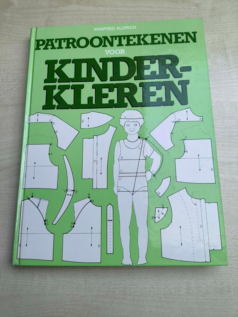Patroontekenen voor kinderkleren, Hobby en Vrije tijd, Kledingpatronen, Ophalen of Verzenden