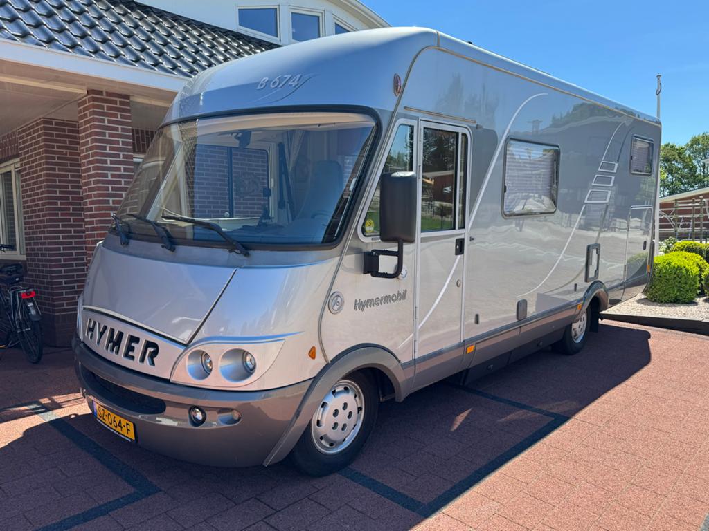Hymer B 674 Integraal camper met 4 slaapplaatsen, Caravans en Kamperen, Campers, Integraal, Ringverwarming, Fiat, 6 tot 7 meter
