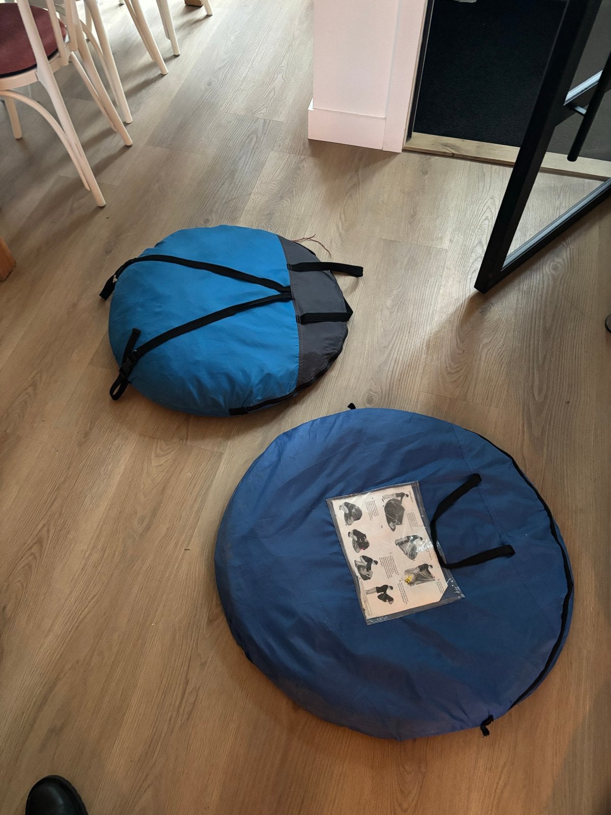 Pop-up festivaltent 1-2 personen, Caravans en Kamperen, Ophalen of Verzenden, Gebruikt, Tot en met 2