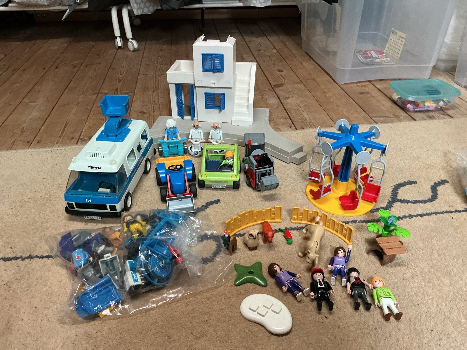 Grote Playmobil set met voertuigen, figuren en gebouwen, Ophalen, Gebruikt, Complete set, Overige typen