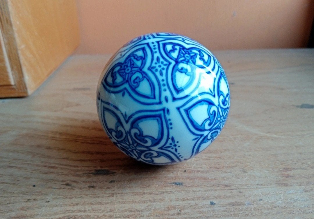 Vintage decoratieve porseleinen bal, Ophalen of Verzenden
