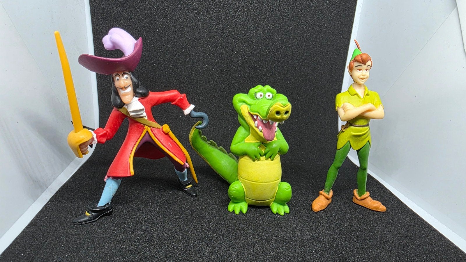Disney PeterPan Figuren - Kapitein Haak, Krokodil, Peter Pan, Ophalen of Verzenden, Overige figuren, Zo goed als nieuw, Beeldje of Figuurtje