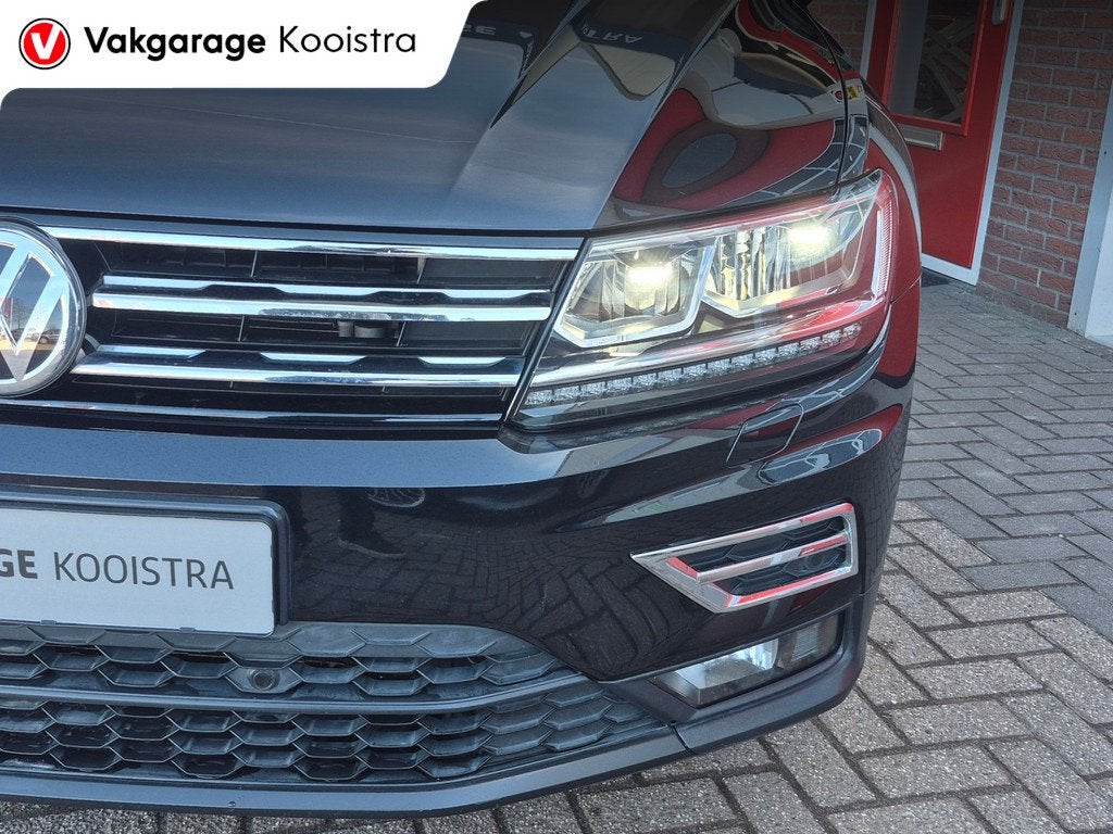Volkswagen Tiguan 1.4 TSI ACT Highline|Pano|Head-Up|Navi|Tre, 12 maanden, Stof, Zwart, 4 cilinders