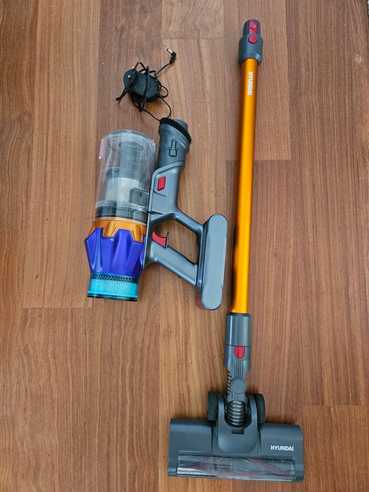 Hyundai Draadloze Steelstofzuiger V12 Power Pro Phoenix, Witgoed en Apparatuur, Stofzuigers, Ophalen, Draadloos, Zo goed als nieuw