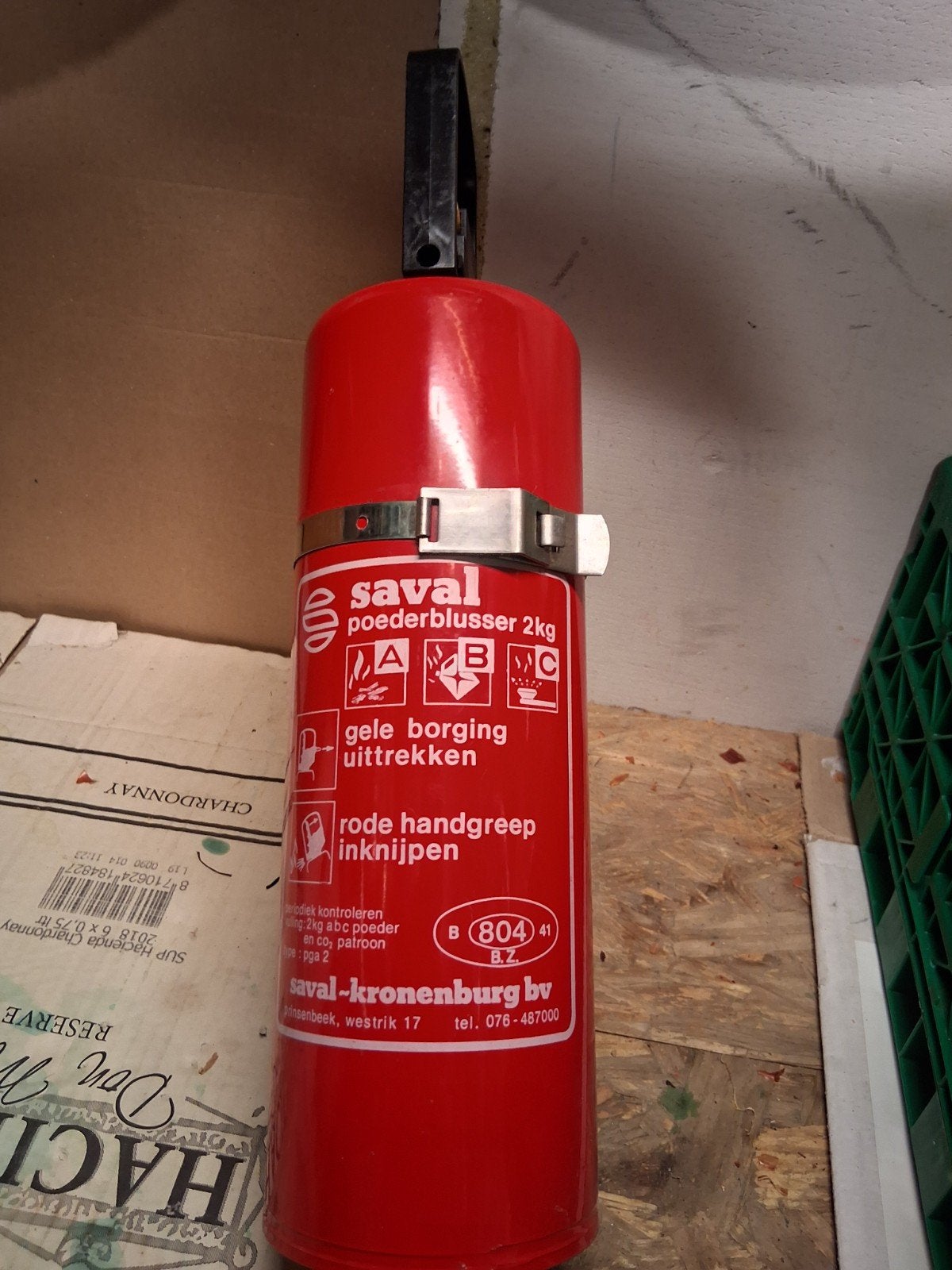 Saval poederblusser 2kg met beugel, Ophalen of Verzenden