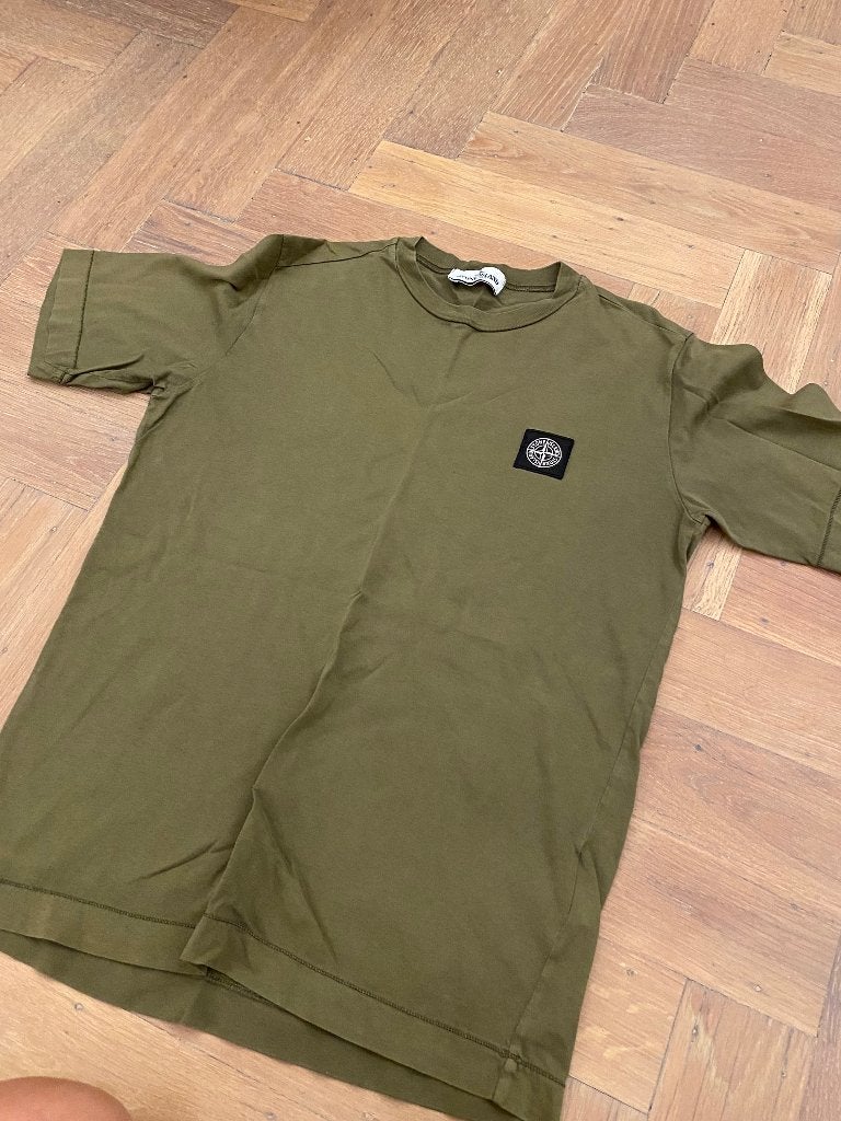 Stone island  T shirt maat 12 -156, Ophalen of Verzenden, Zo goed als nieuw, Jongen, Shirt of Longsleeve