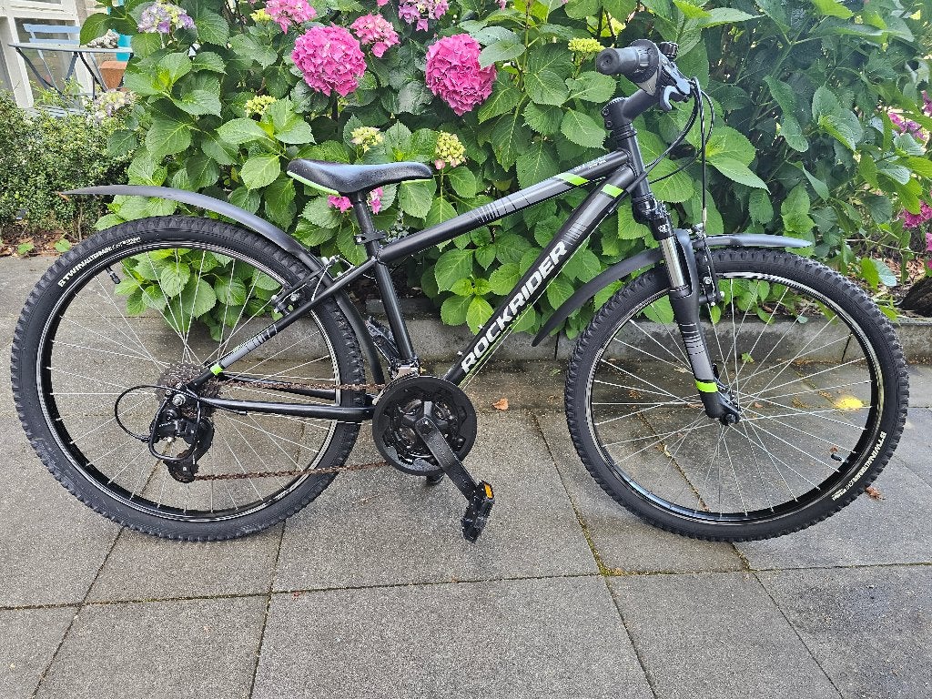 Btwin Rockrider ST500 mountainbike 24inch 18 versnellingen, Fietsen en Brommers, Fietsen | Jongens, Ophalen, Zo goed als nieuw