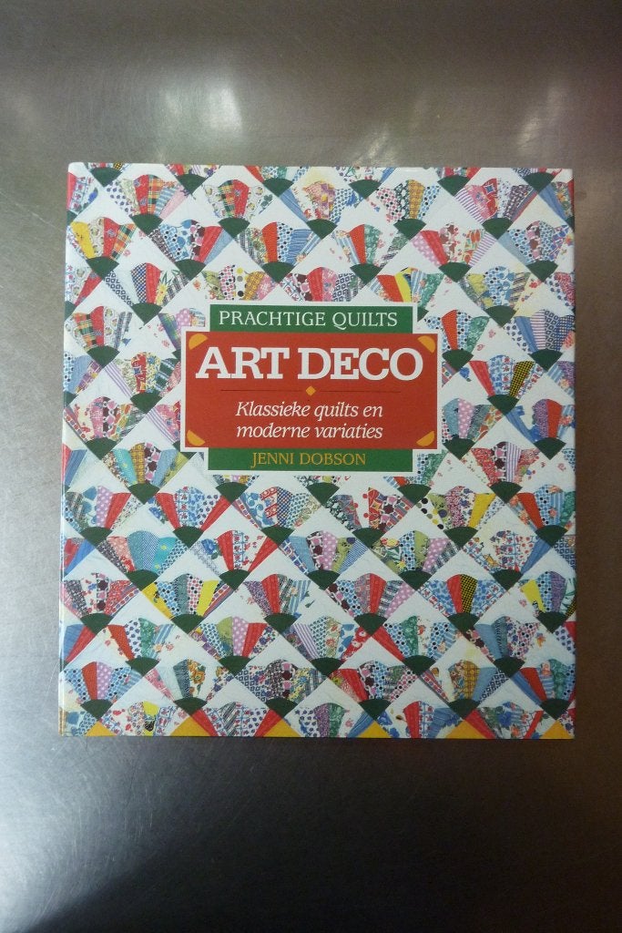 Prachtige quilts art deco - Jenni Dobson, Boeken, Ophalen of Verzenden, Zo goed als nieuw, Borduren en Naaien
