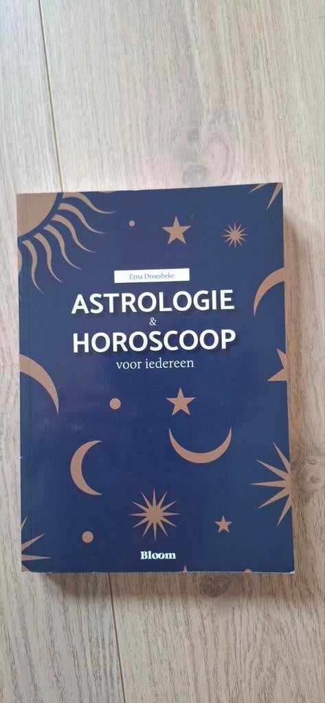 Erna Droesbeke - Handboek Nieuw, Achtergrond en Informatie, Erna Droesbeke, Astrologie, Nieuw