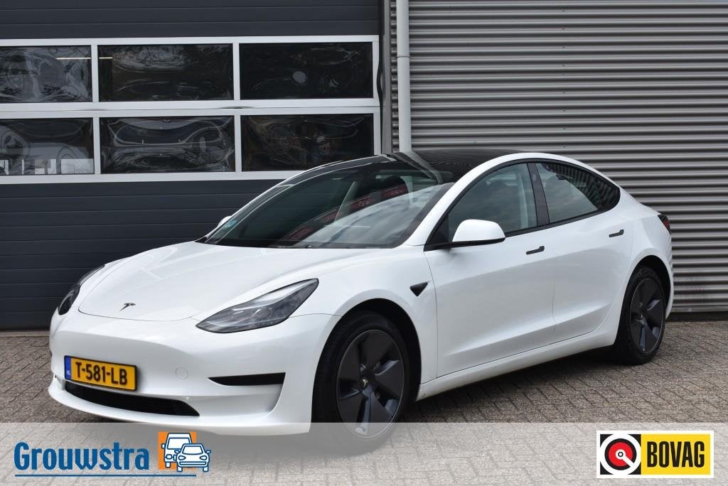 Tesla MODEL 3 STANDARD RWD PLUS 60 KWH / TREKHAAK / CARPLAY, Automaat, Achterwielaandrijving, Wit, Origineel Nederlands