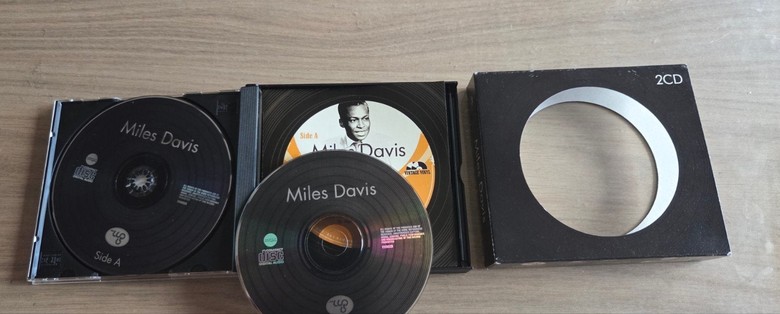 Miles Davis - Original Recordings Digitally Re-Mastered 2CD, Ophalen of Verzenden, Zo goed als nieuw, Jazz