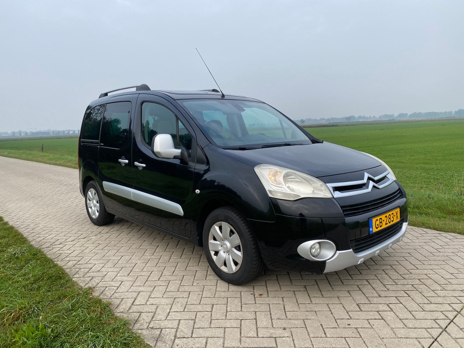 Citroën Berlingo Multispace1.6 72KW 2011 Zwart, Auto's, Voorwielaandrijving, 1380 kg, 4 cilinders, Zwart