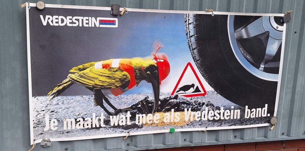 Reclame banner van Vredestein banden., Verzamelen, Merken en Reclamevoorwerpen, Reclamebord, Gebruikt, ., Ophalen of Verzenden