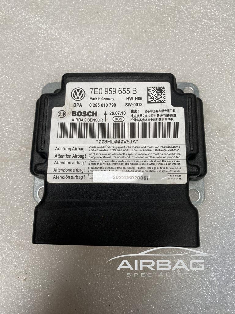 Volkswagen Transporter T5 airbag module srs-module regeleenh, Gebruikt, -, -, Ophalen of Verzenden