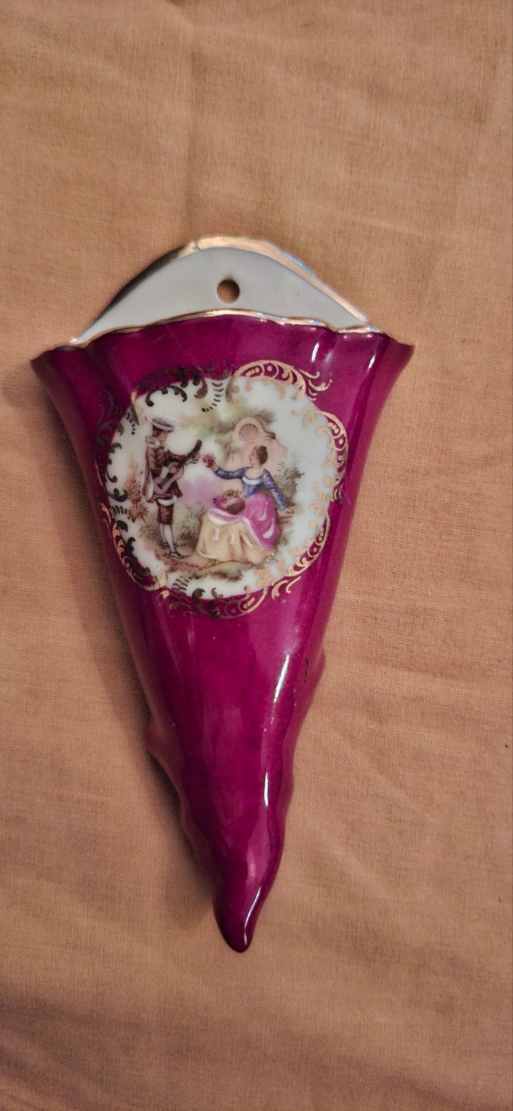 Limoges porselein wandvaasje hoogte 15 cm, Antiek en Kunst, Ophalen of Verzenden