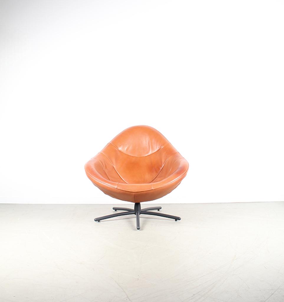 1x Label Hidde Fauteuil + Hocker Cognac Leer – Zwart, Niet ingevuld, Niet ingevuld, Ophalen of Verzenden, Zo goed als nieuw