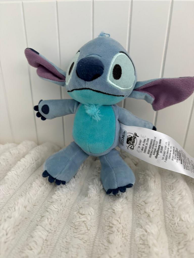 Stitch knuffel Disneyland, Ophalen of Verzenden, Overige figuren, Gebruikt, Knuffel