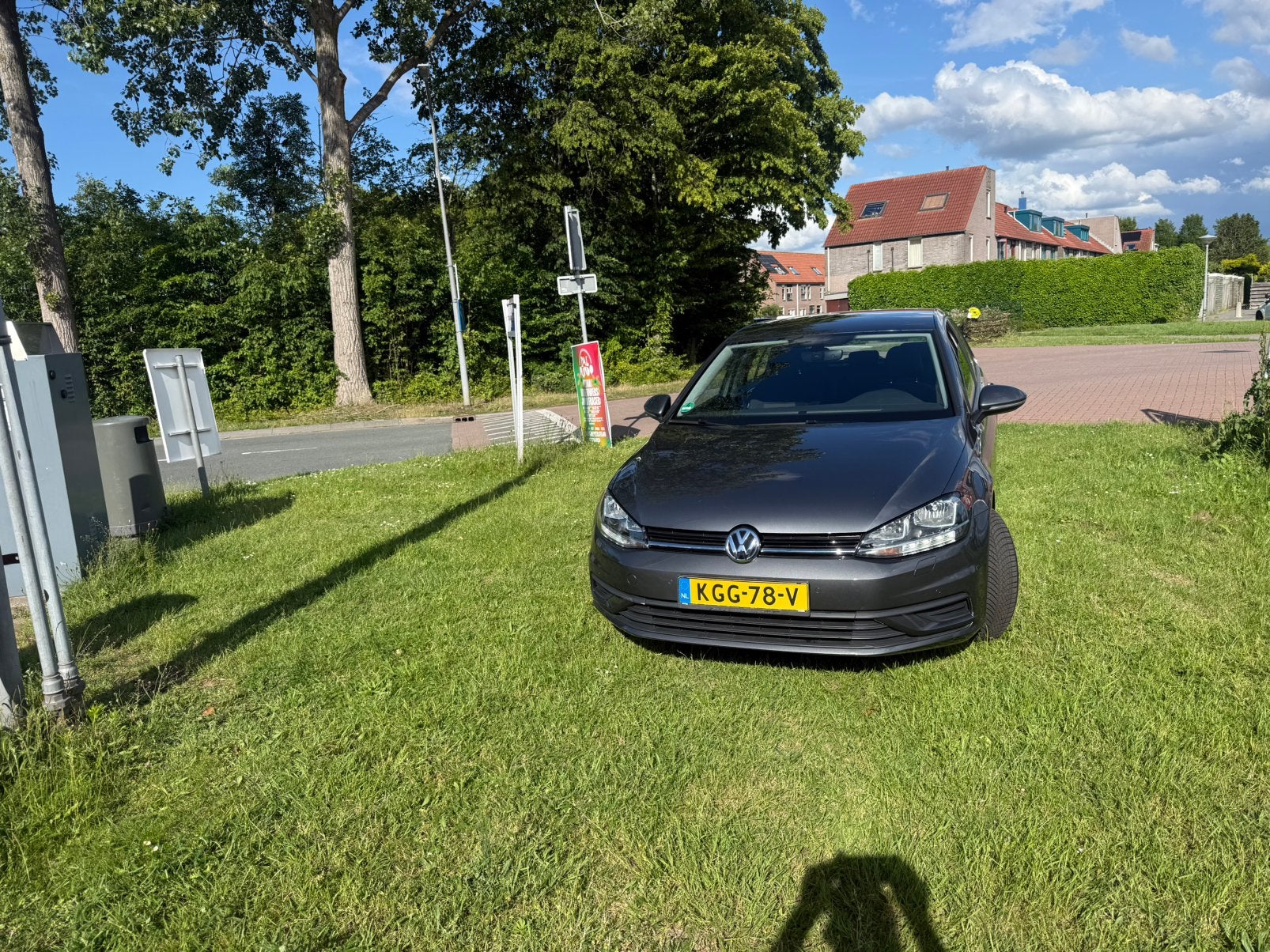 Volkswagen Golf 1.0 TSI 110pk 7-DSG 5D 2017 Grijs, Auto's, 620 kg, Bedrijf, Golf, 3 cilinders