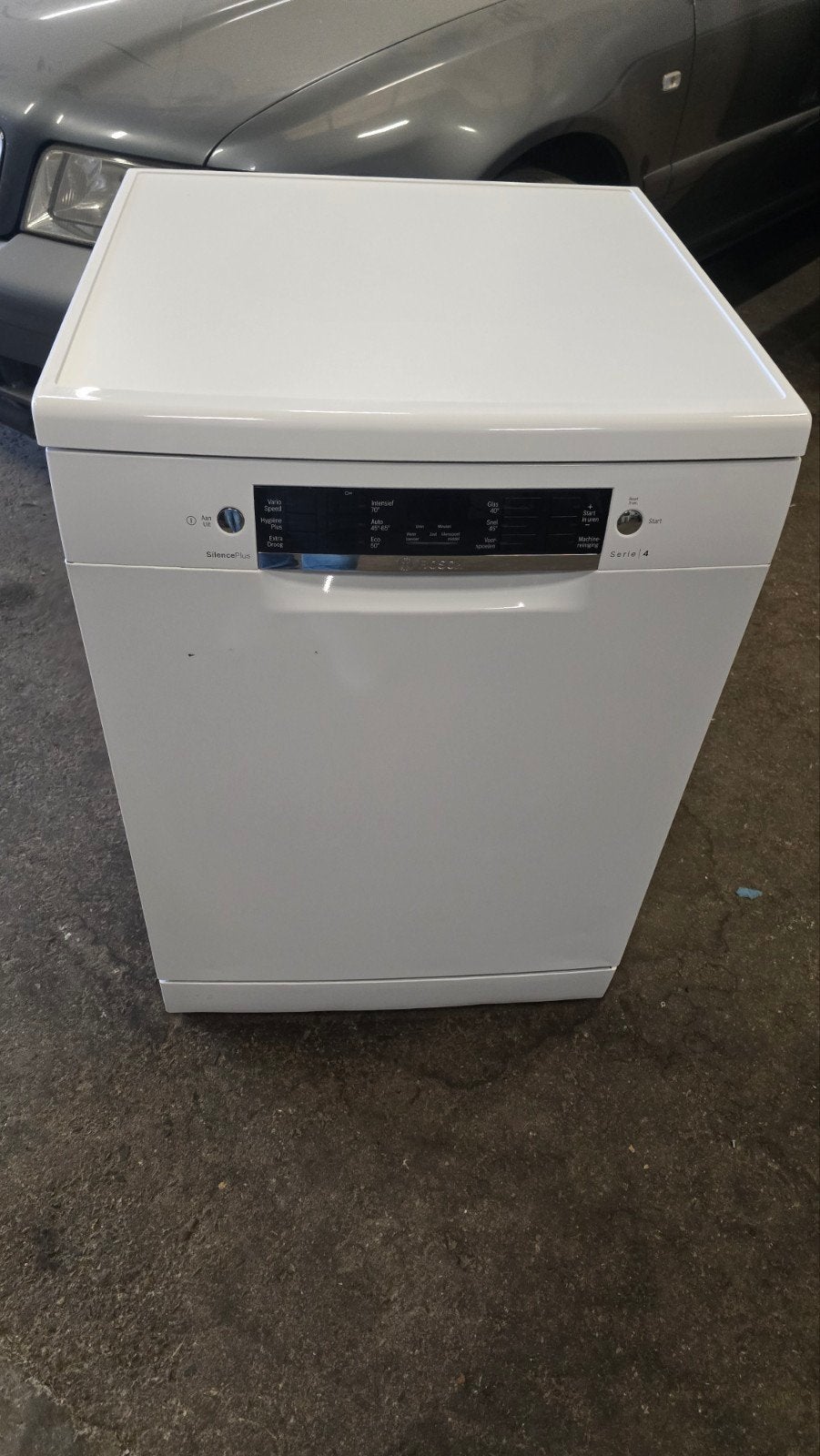 Bosch serie 4 vaatwasser, Ophalen, Zo goed als nieuw, Minder dan 85 cm