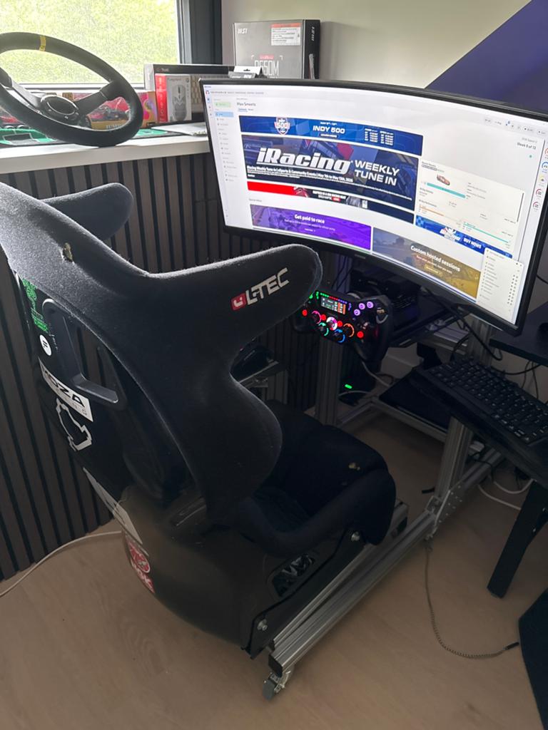 Complete simrig (moza), Ophalen, Zo goed als nieuw