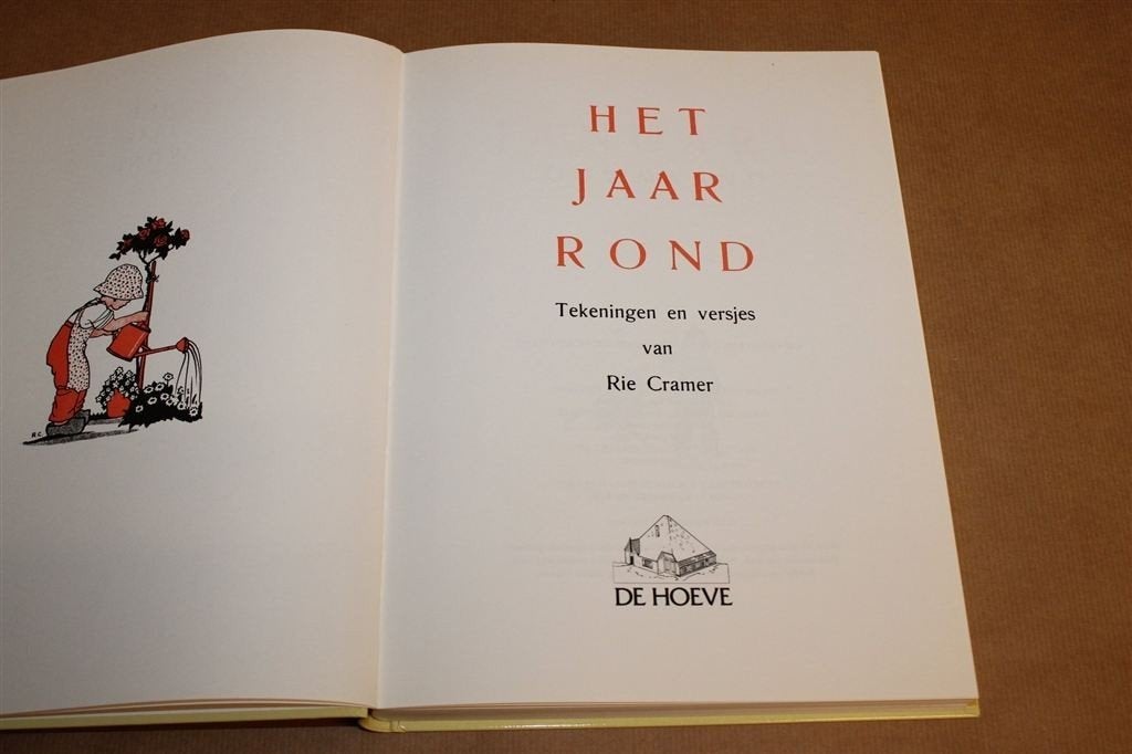 Het Jaar Rond — Rie Cramer, Versjes met Kleurenplaten, Boeken, Ophalen of Verzenden, Gelezen