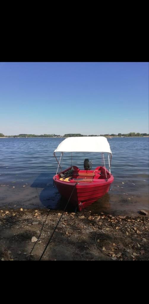 Rode visboot met buitenboordmotor en trailer, Overige merken, Gebruikt, Ophalen of Verzenden, Polyester