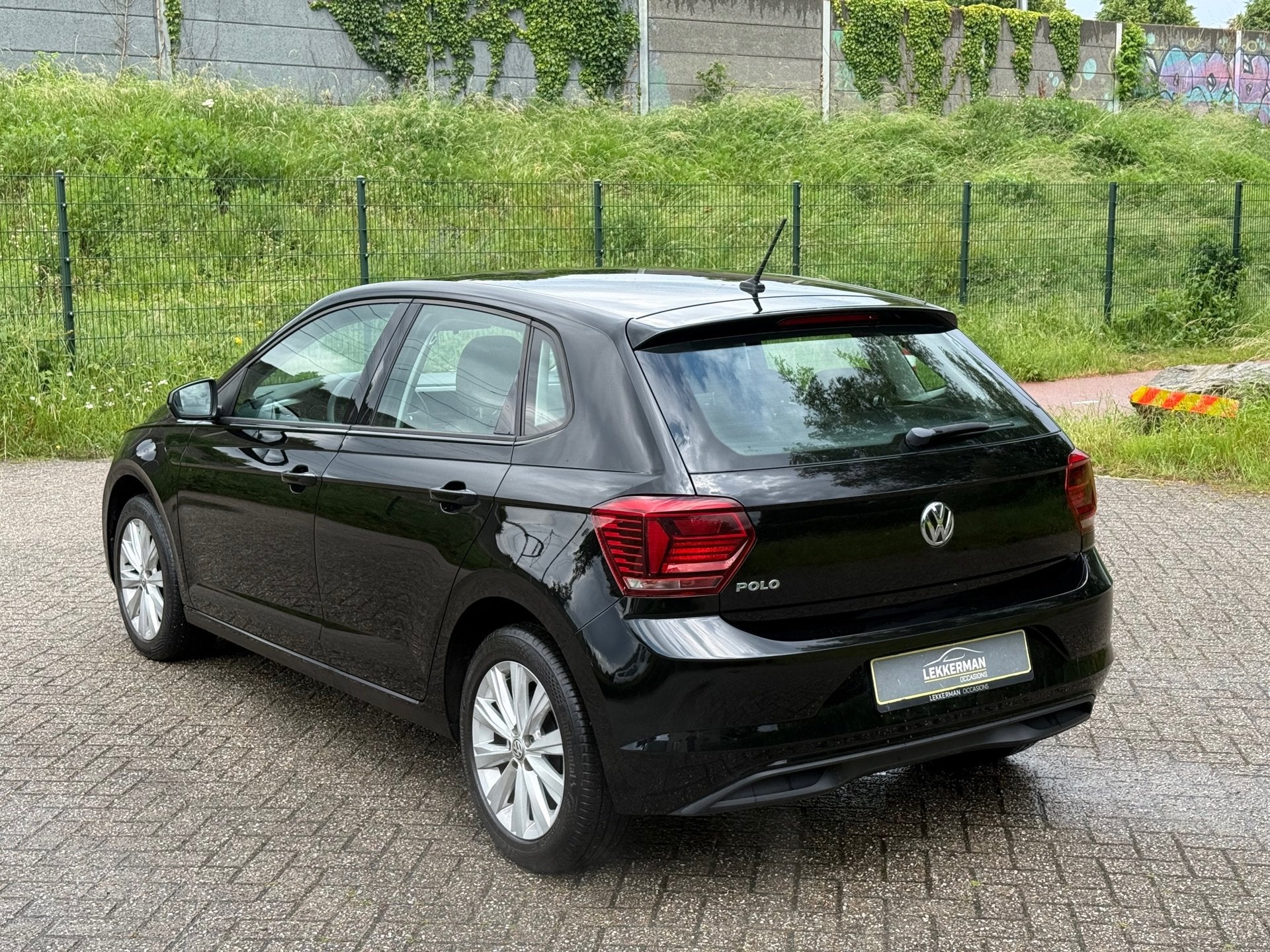 Volkswagen Polo 1.0 TSI Comfortline 95PK I BLUETOOTH I STOEL, Auto's, Volkswagen, Voorwielaandrijving, 1063 kg, Gebruikt, 95 pk