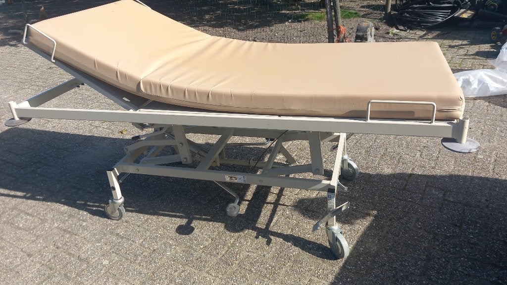Ziekenhuis bed / hoog laag bed, Ophalen, 90 cm, Eenpersoons, Crème