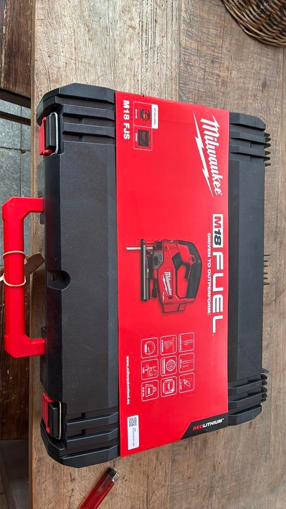 Milwaukee m18fjs decoupeerzaag, Ophalen, Zo goed als nieuw