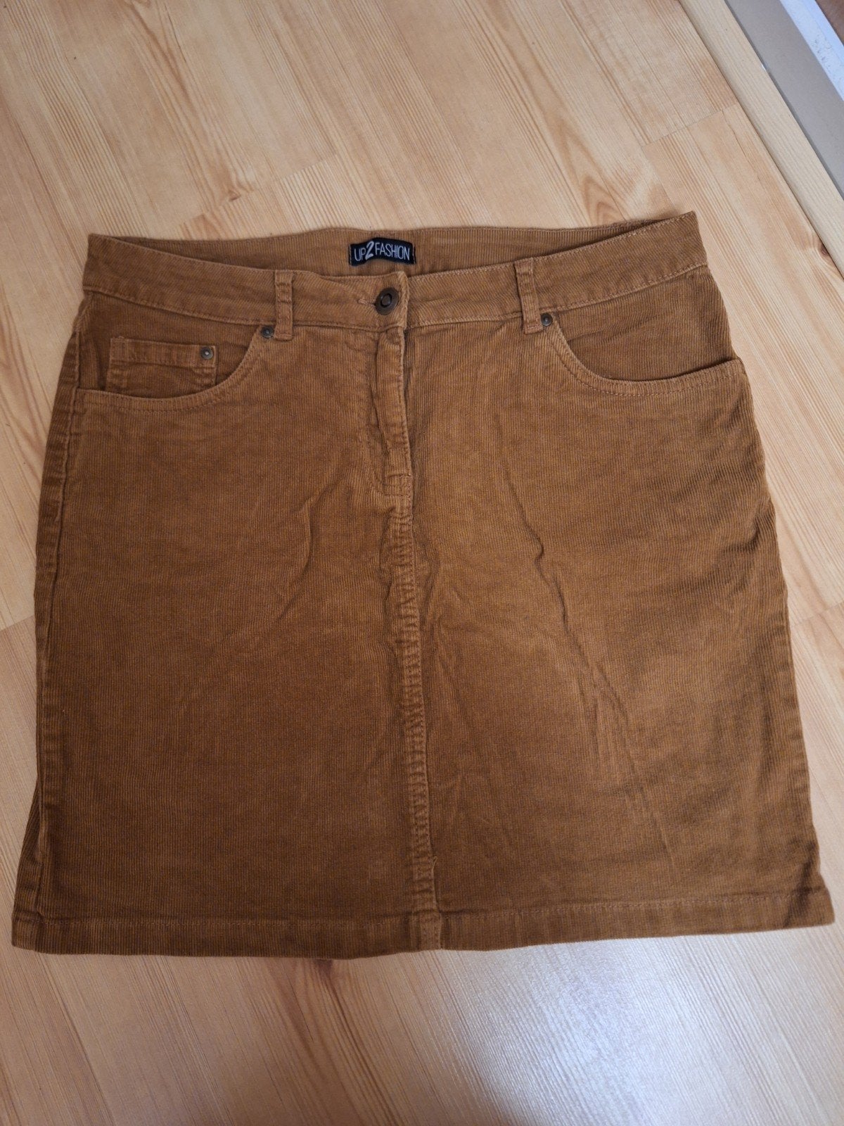 UP2FASHION Corduroy Rok - Maat 38/40 (M), Maat 38/40 (M), Bruin, Ophalen of Verzenden, Knielengte