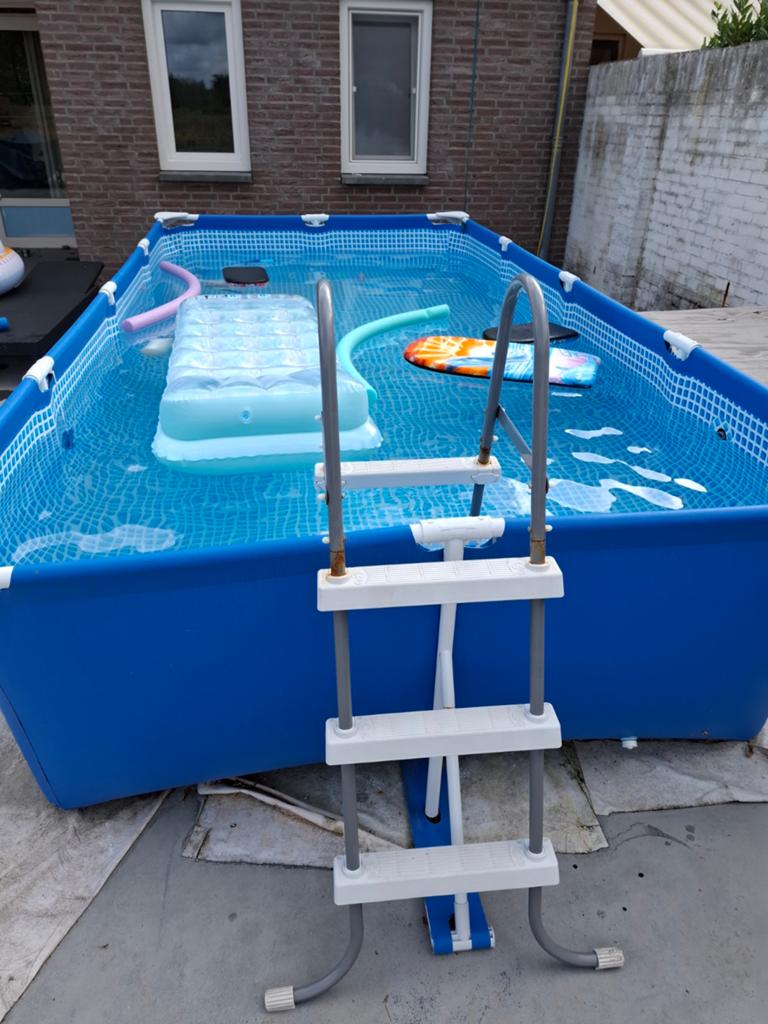 Intex Opzetzwembad 4.5m x 2.2m, Ophalen, Gebruikt, 200 tot 300 cm, 80 tot 120 cm