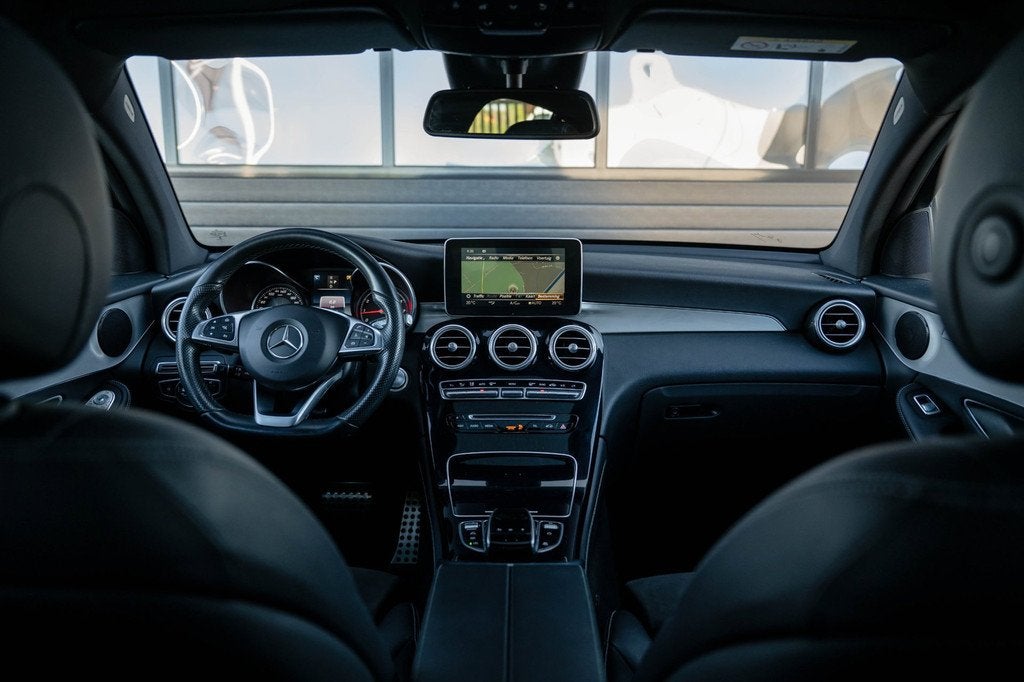 Mercedes-Benz GLC 250 Coupé AMG 4MATIC Premium Plus|Pano|Ni, Auto's, Mercedes-Benz, Automaat, Automatische klimaatregeling, Gebruikt