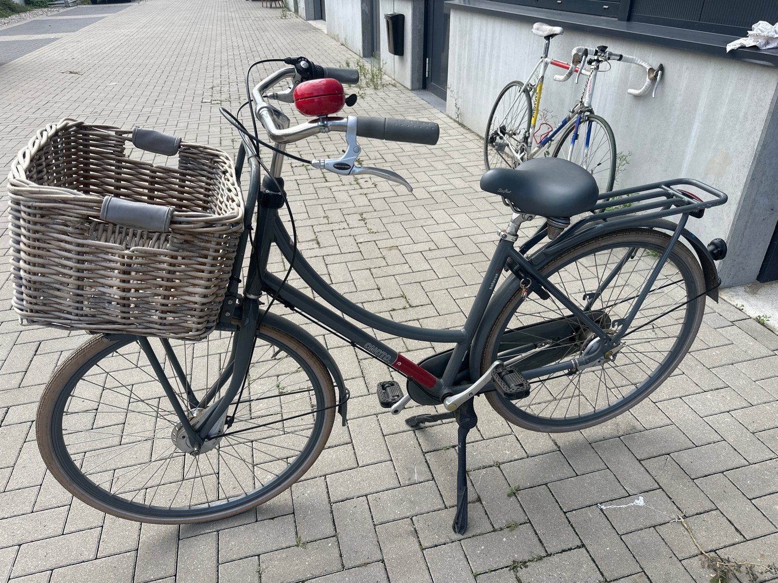 Batavus Damesfiets met Mand en Bagagedrager, Fietsen en Brommers, Fietsen | Dames | Damesfietsen, Ophalen, Terugtraprem, Versnellingen