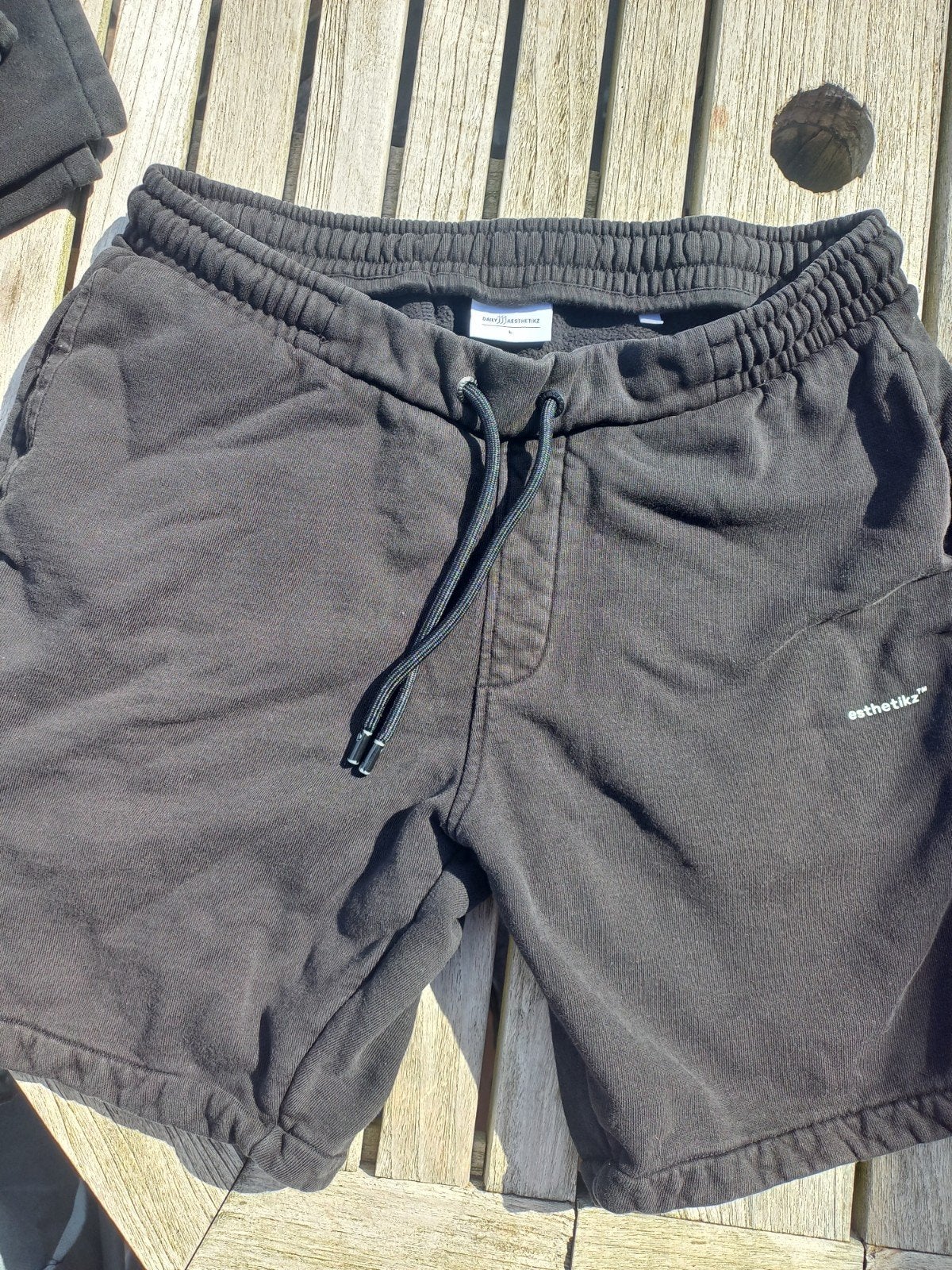 DAILY AESTHETIKZ Zwarte Sweatshorts Maat L, Maat 52/54 (L), Zwart, Ophalen of Verzenden, Gedragen