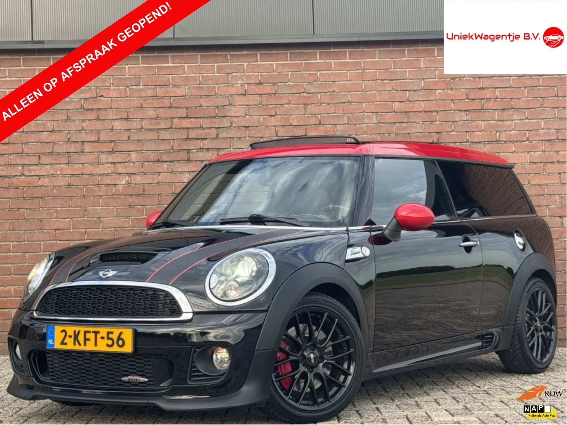 MINI Clubman 1.6 JOHN COOPER WORKS | LEDER! | PANODAK!, Auto's, Euro 5, Gebruikt, 4 cilinders, Zwart